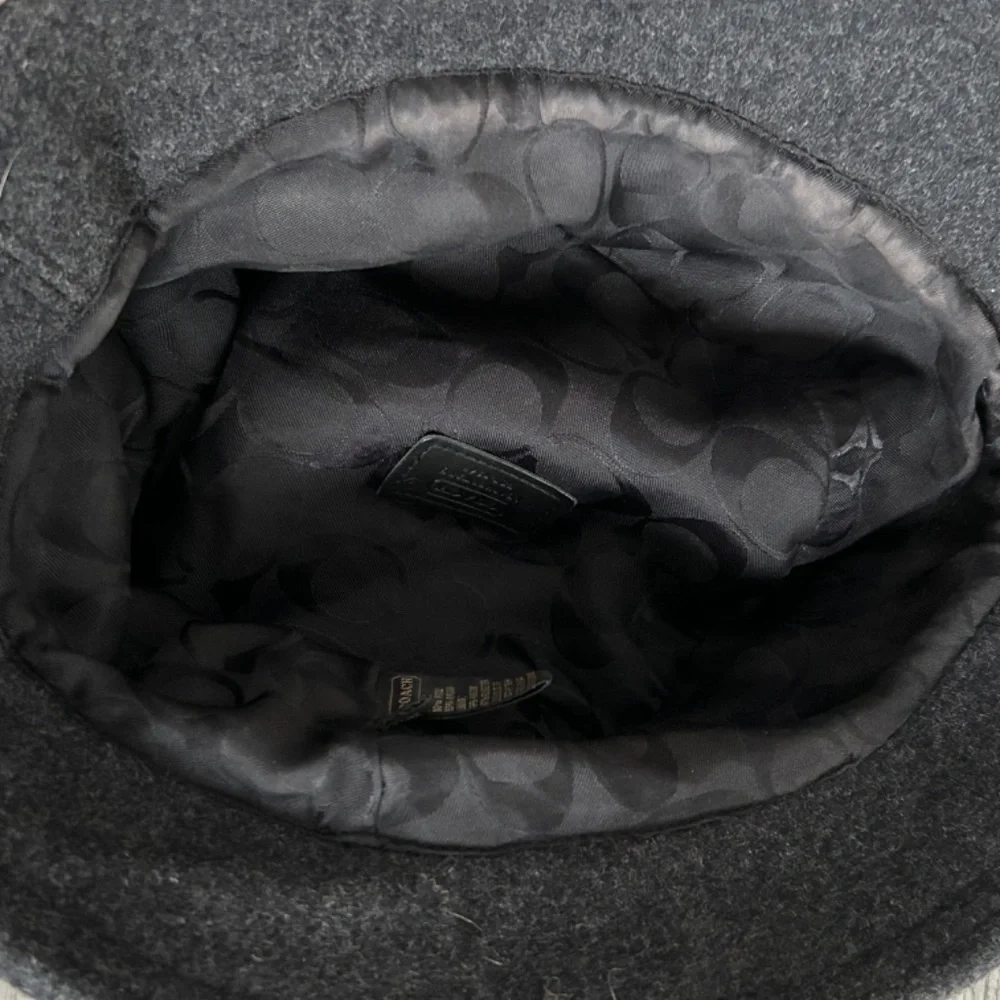Coach‎ Women's Black Wool Blend Bucket Hat Sz M/L